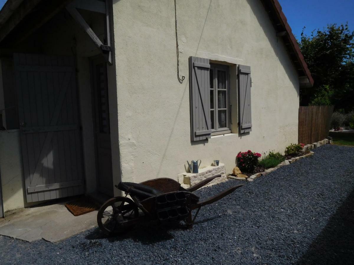 Gite "Le Vallon De Paray" Exterior photo